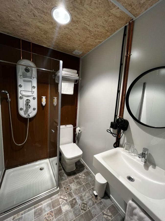 Casa Ruina Guest House Nava del Rey ภายนอก รูปภาพ