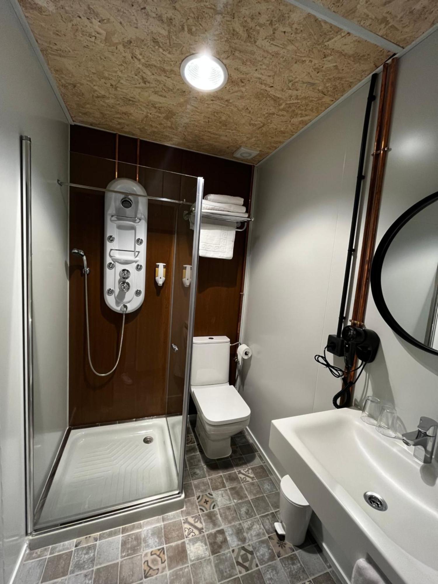 Casa Ruina Guest House Nava del Rey ภายนอก รูปภาพ