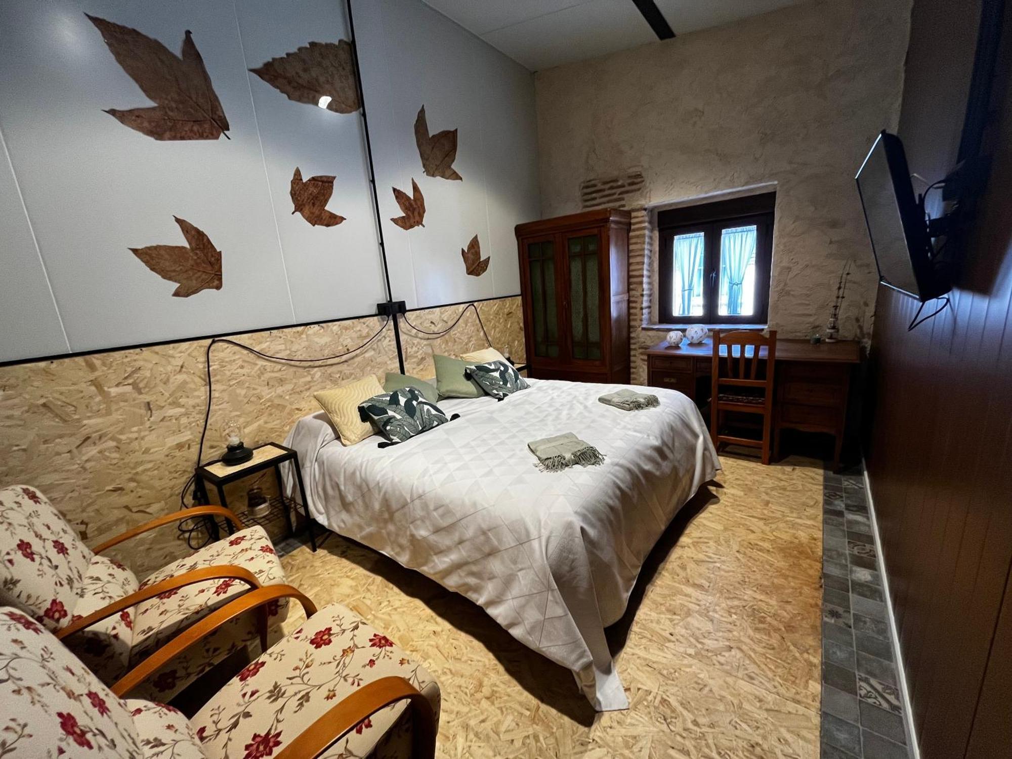 Casa Ruina Guest House Nava del Rey ภายนอก รูปภาพ